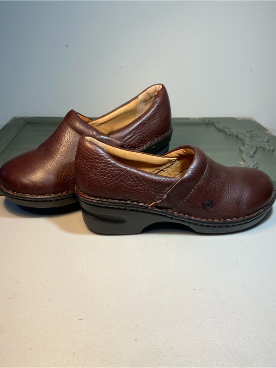 b.o.c. Shoes - B.O.C Women's Brown Leather Slip-On Clog SZ 8